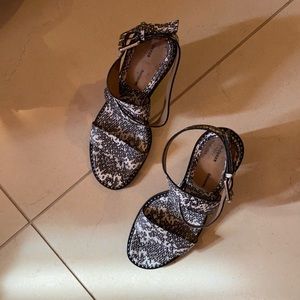 Proenze Schouler strappy sandals. Size 37. Blk&wht